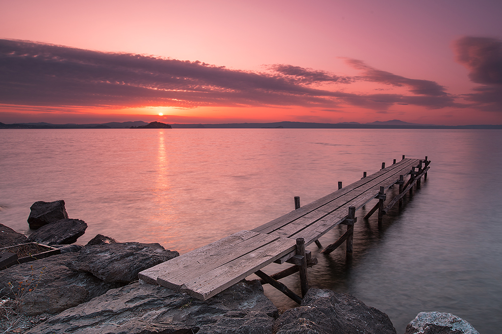 Pontile al tramonto