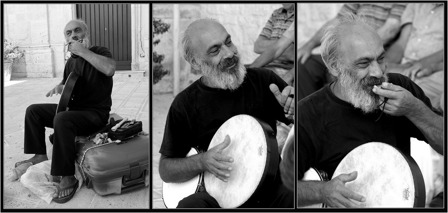 Un musicista di strada