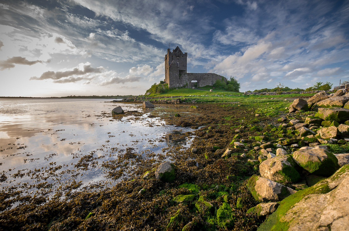 Dunguaire castle; Kinvarra
