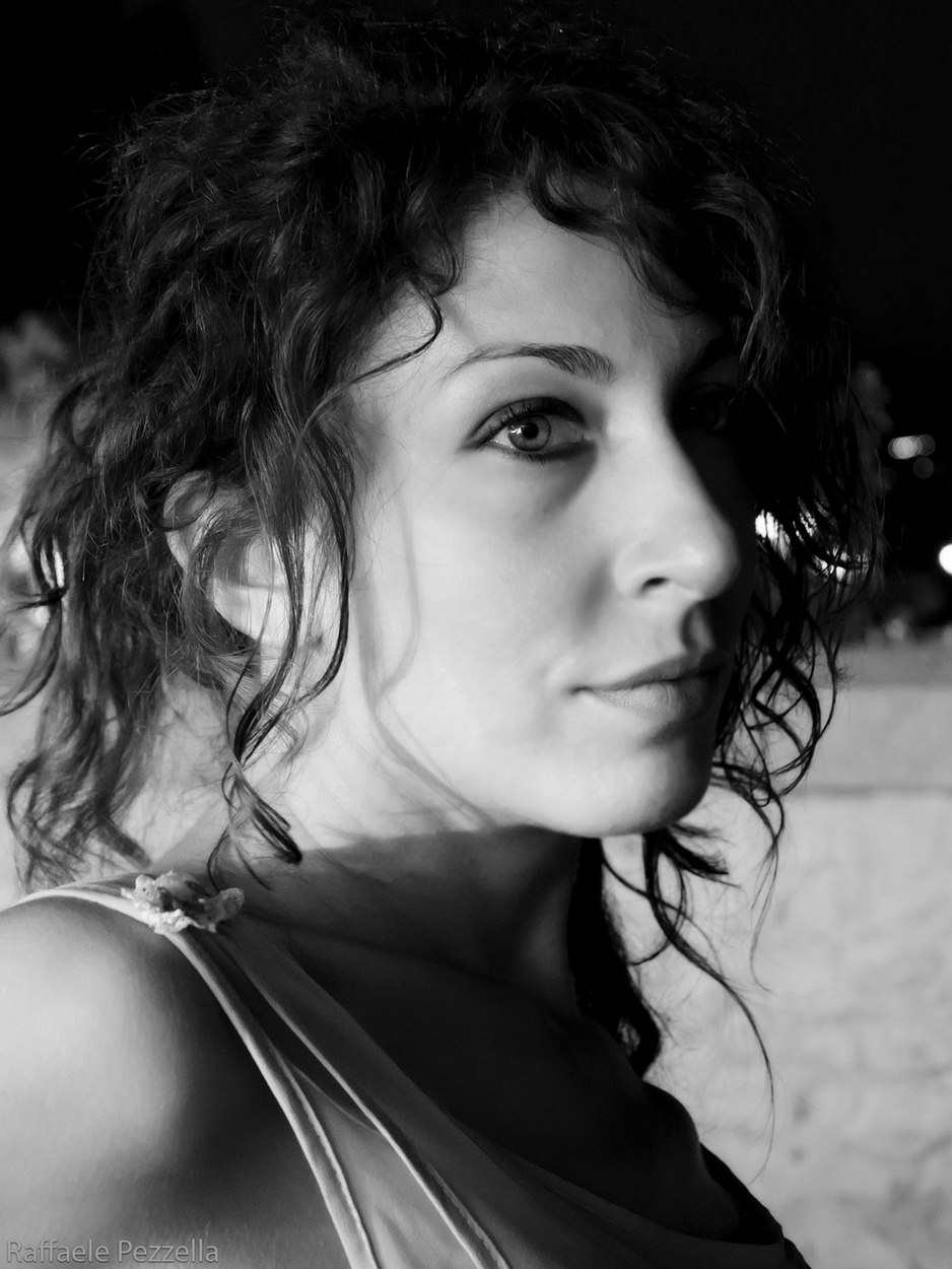 Candida in chiaroscuro