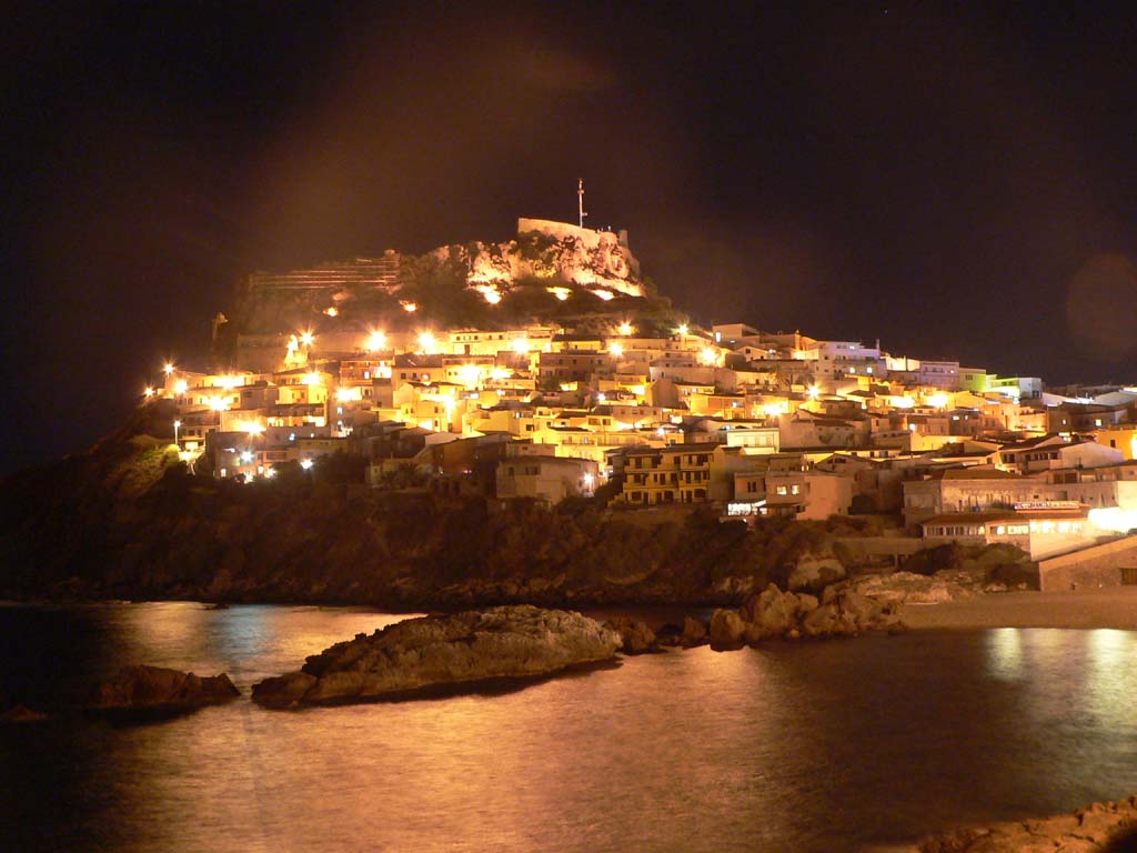 castelsardo di notte