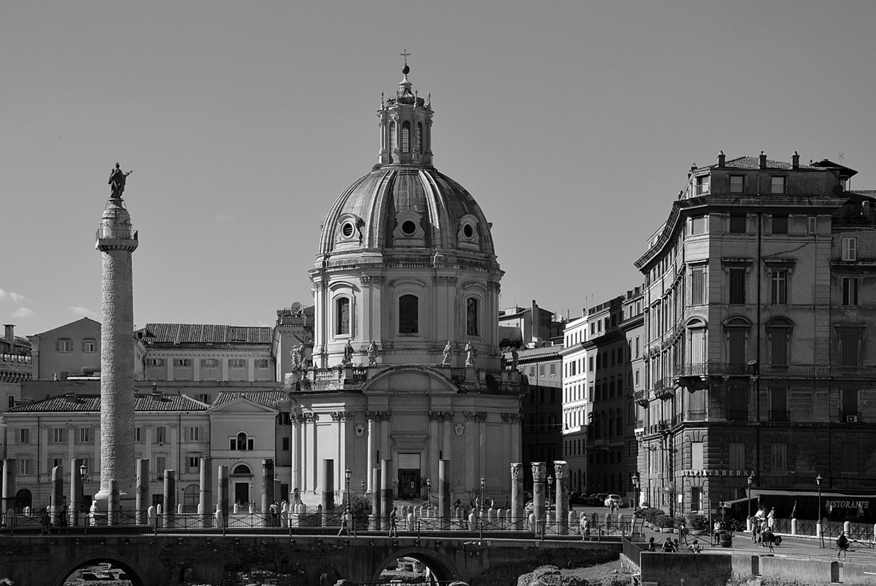 SS. Nome di Maria al Foro Traiano