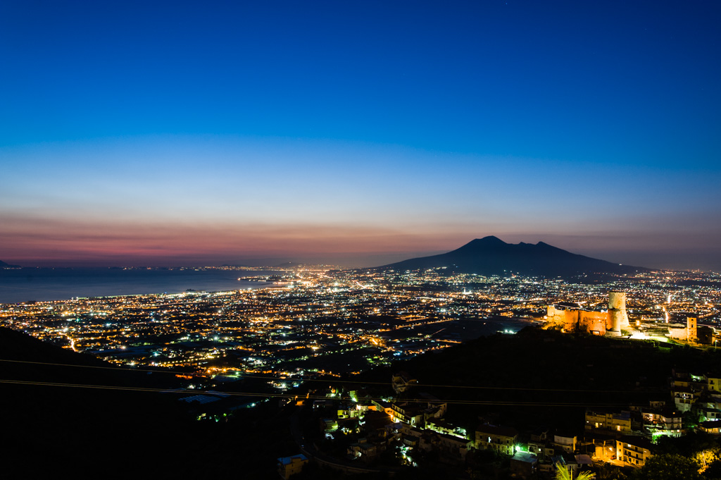l' ora blu - napoli vista da lettere ( na )