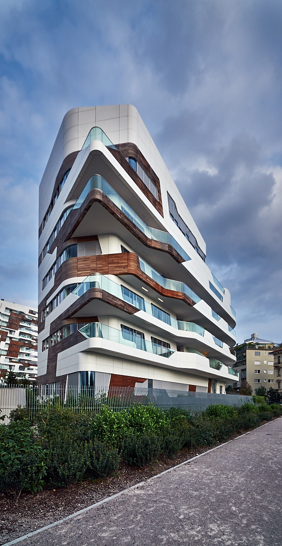 Hadid City Life