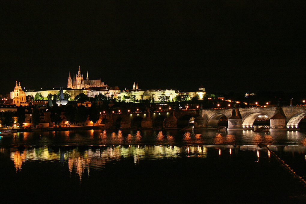 Praga, Ponte Carlo notte 1