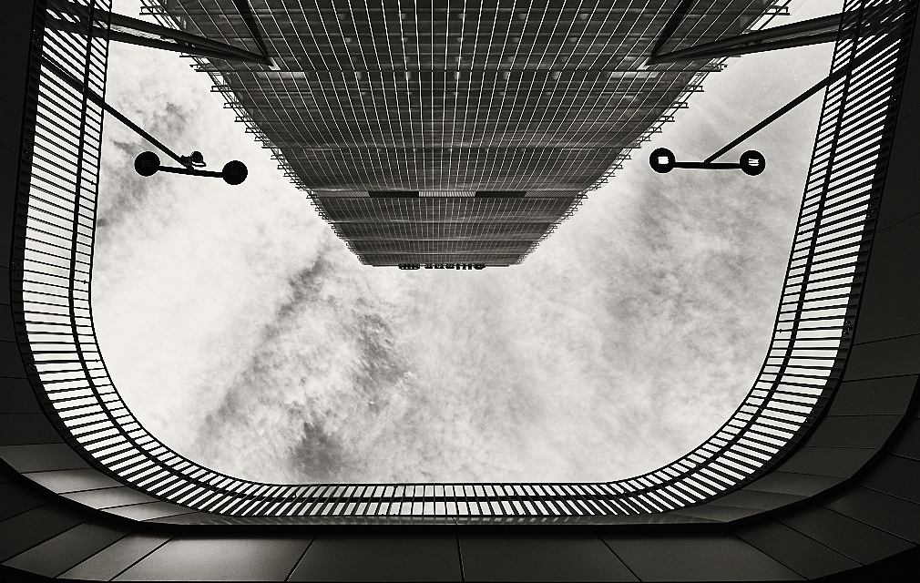 Il Dritto da pi� sotto