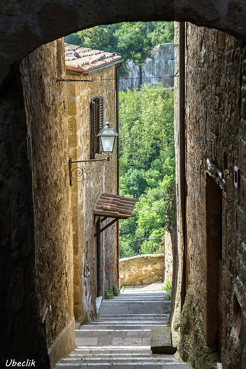 Tra i vicoli di Pitigliano