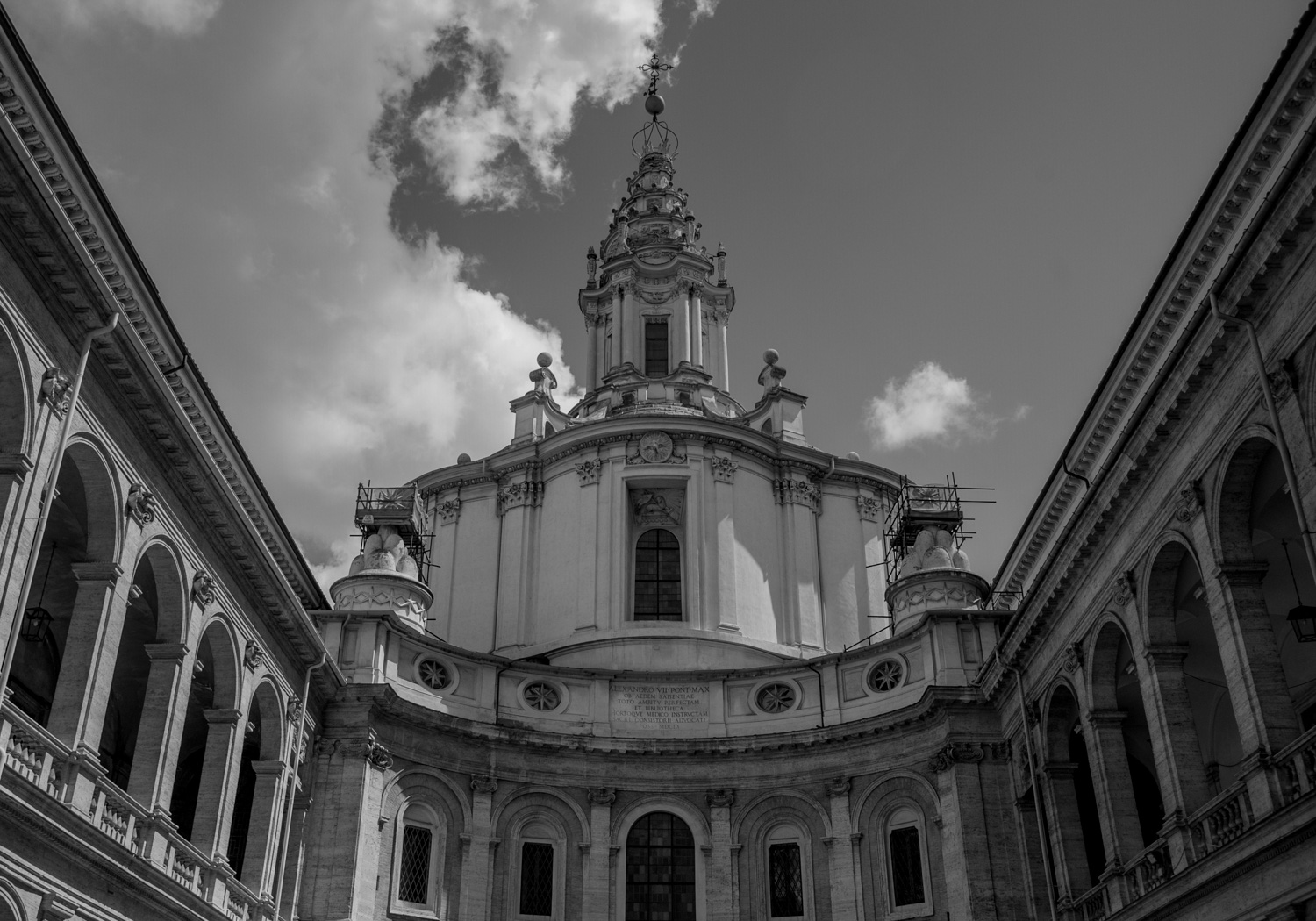 Roma...Francesco Borromini..S.Ivo alla Sapienza...