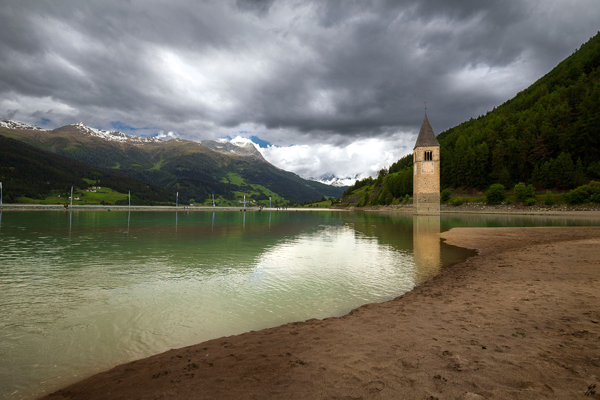 ..lago di resia..