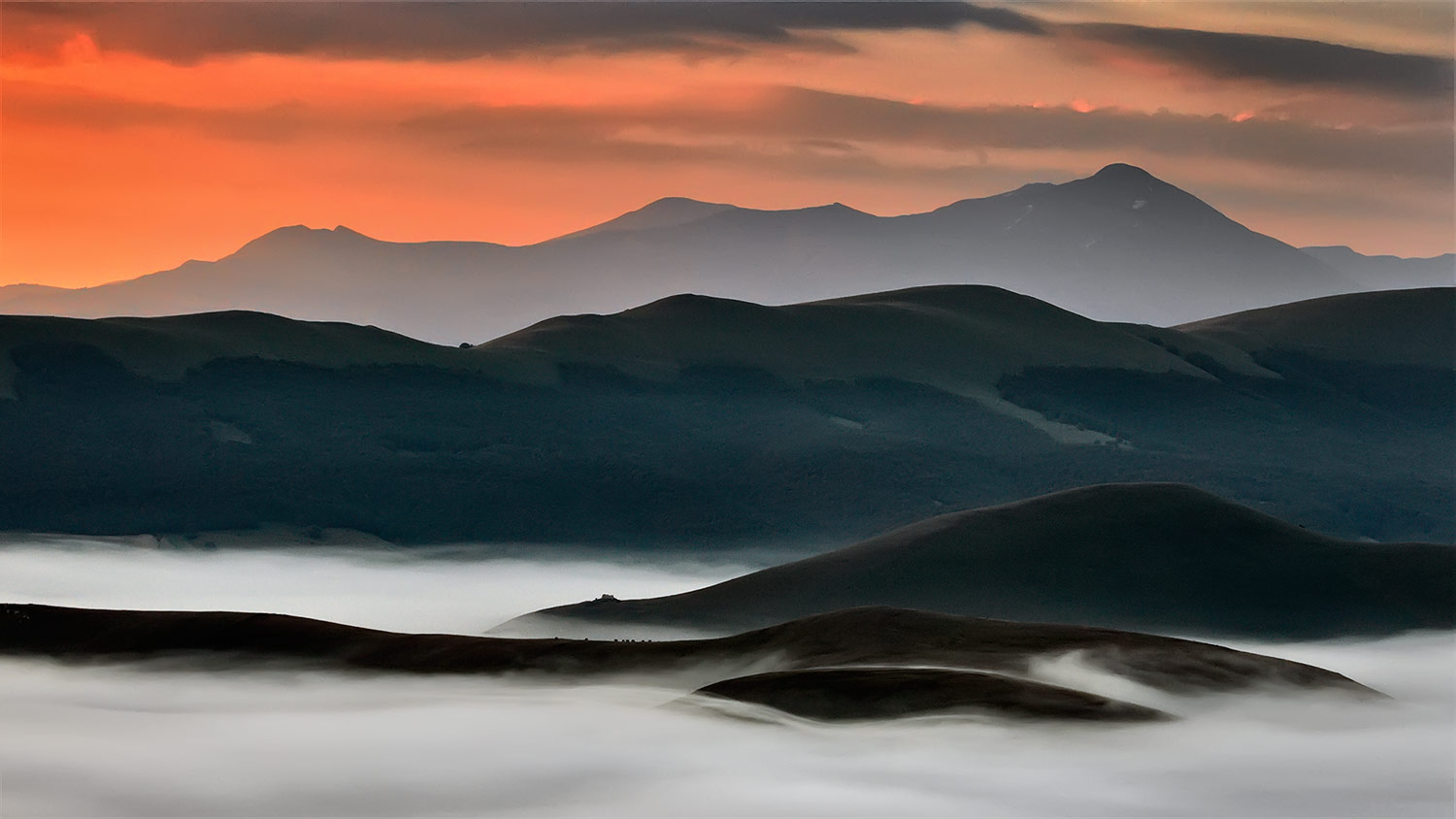 Alba sul Pian Grande