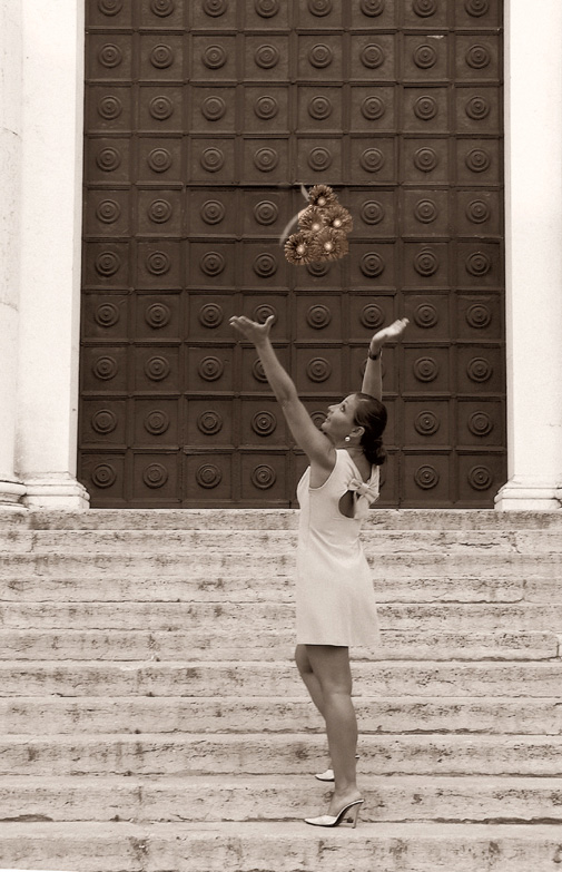 23# Daydreaming: 2� - wedding: the throwing