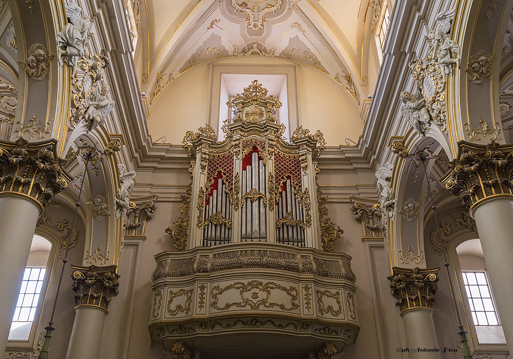 particolari della chiesa S.giovanni battista