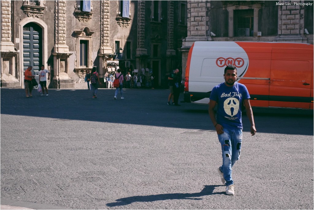 st