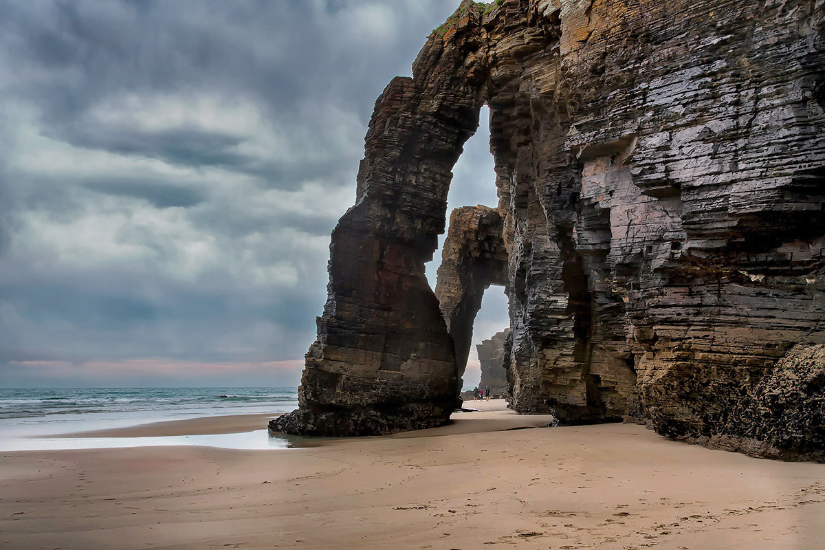 Archi a playa Catedrales