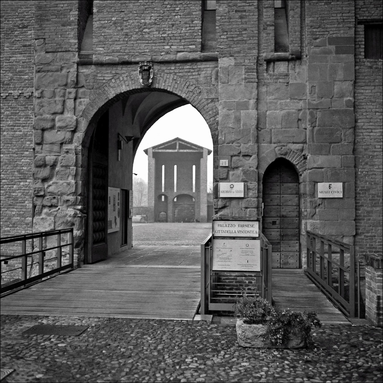 tenetevi le ghiande, lasciatemi le ali... ;/)