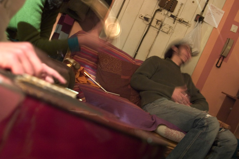 Musica, storie, e risate