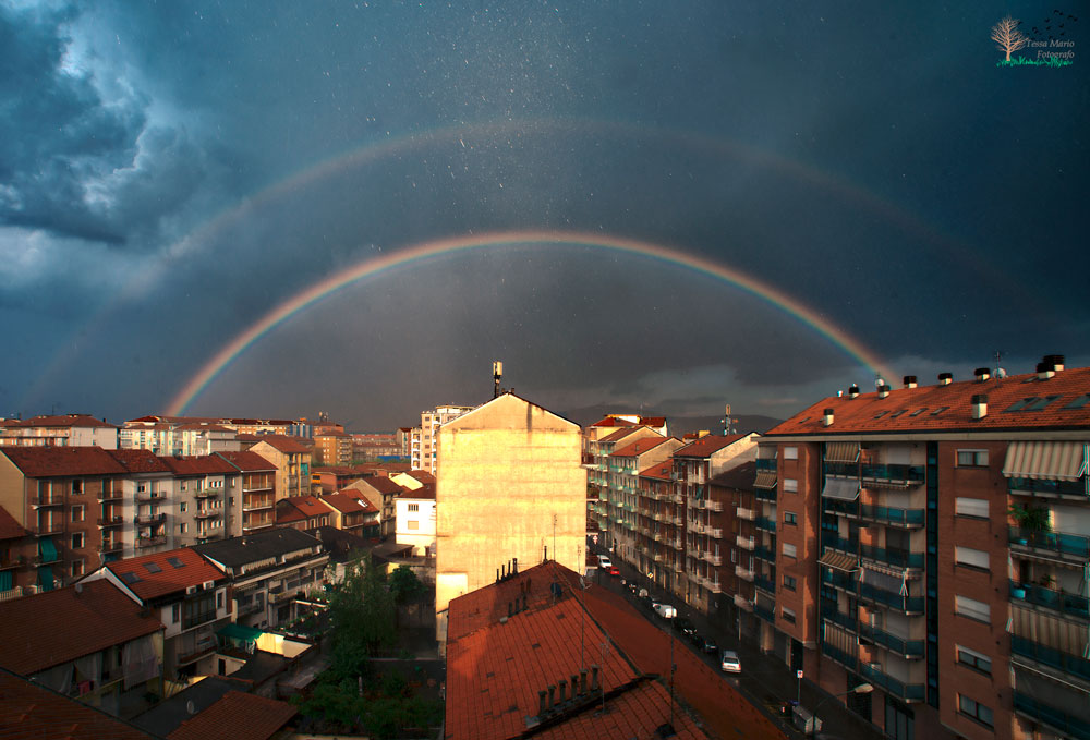 Doppietta con particelle d'cqua visibile
