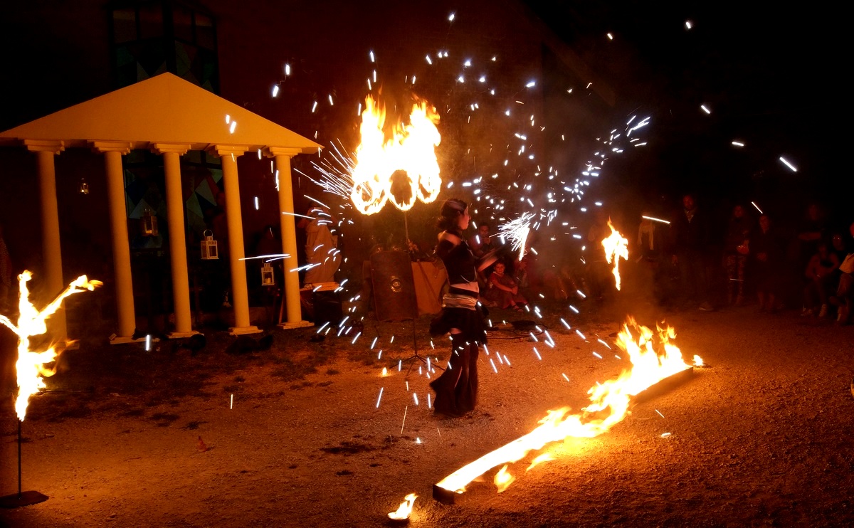 ...giocare con il fuoco...