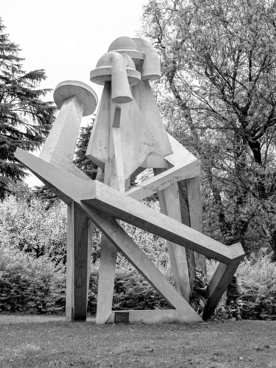 Chiosco scultura (A. Roccamonte) #2