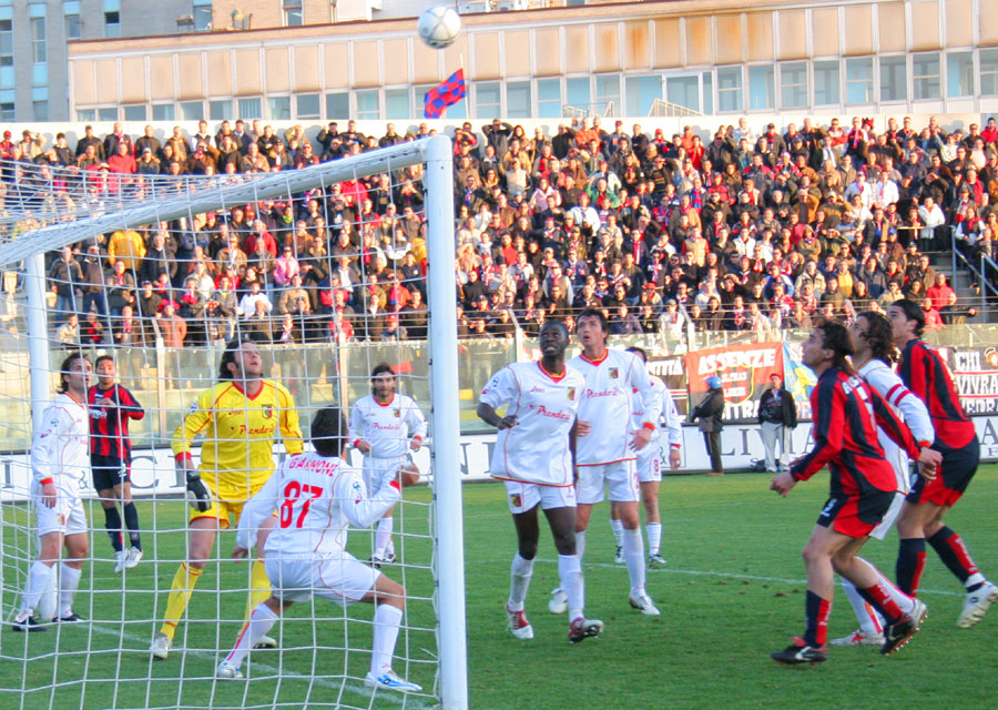 Fermi tutti! Incantati dalla palla!