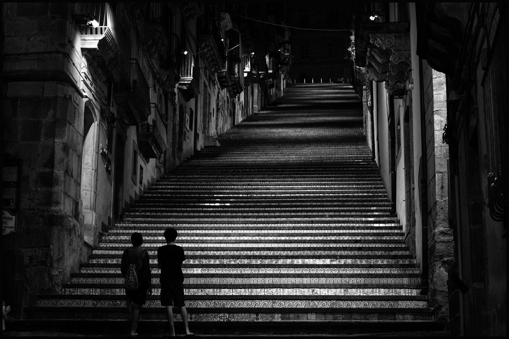 contemplando la lunga scala