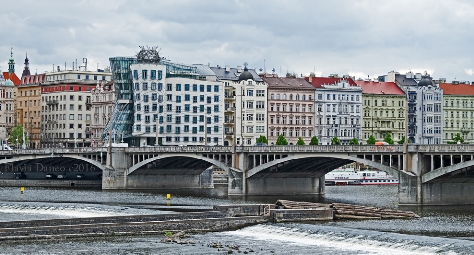 Lungo le rive della Moldava