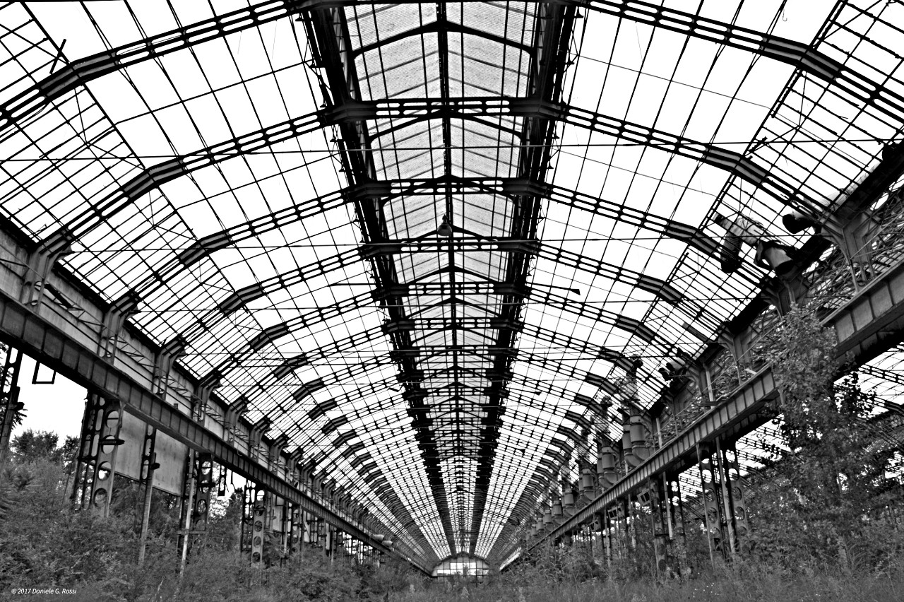 "Il Palazzo di Cristallo" (ex-Innocenti, Lambrate)