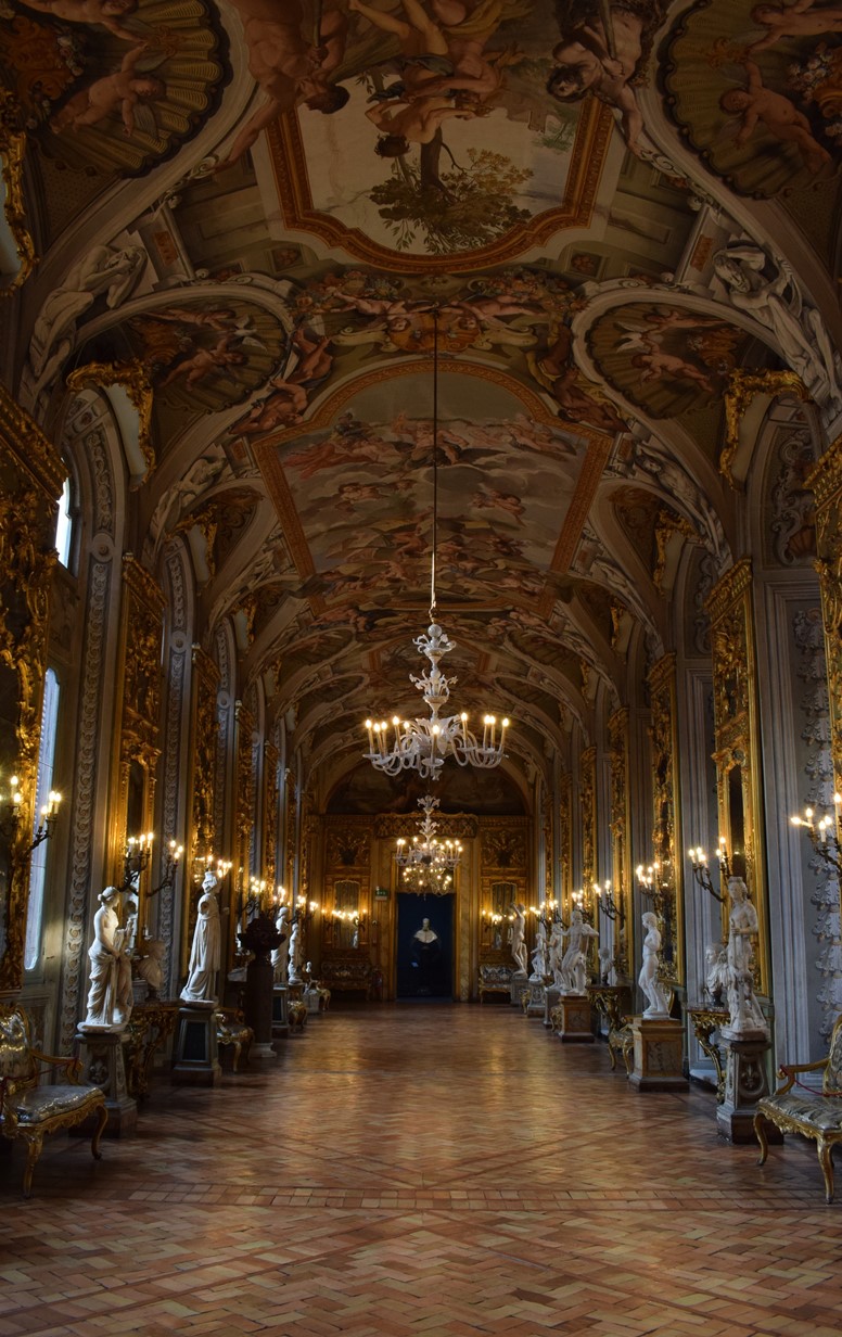 Galleria degli Specchi