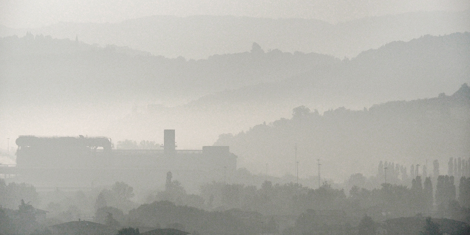 Lievi profili tra le nebbie