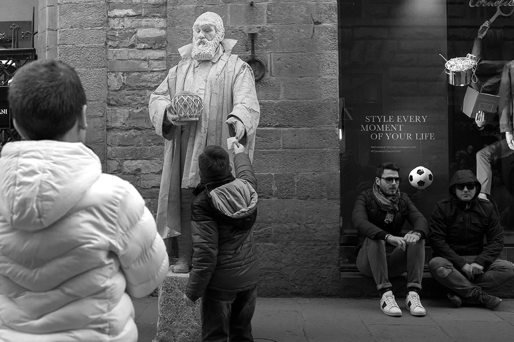 curiosit� e indifferenza