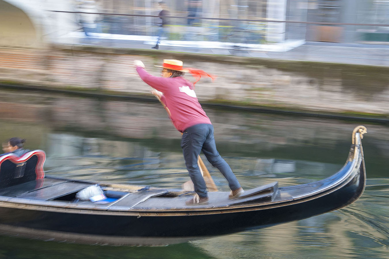 splash.....una gondola a milano