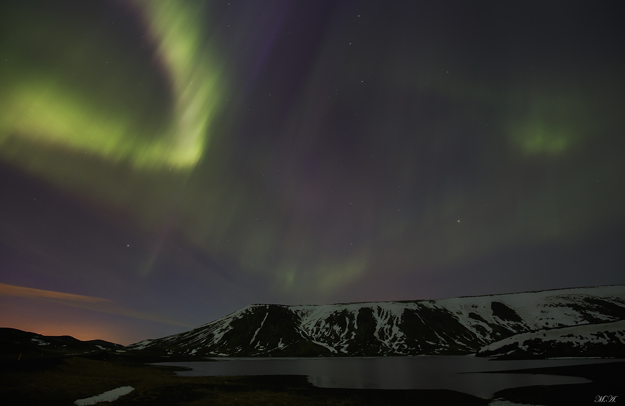 Aurora a Kleifarvatn (tempesta geomagnetica di livello 6)