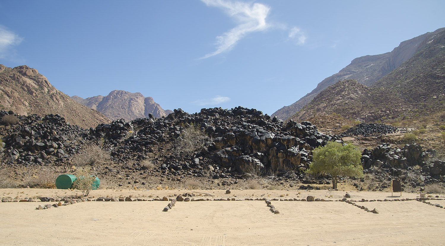Parcheggiare negli appositi spazi