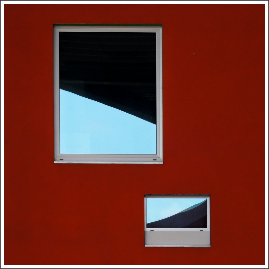 coppia in campo rosso