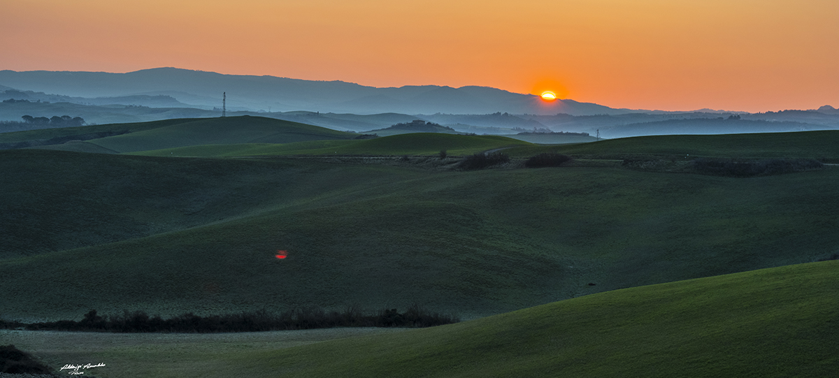 Il sorgere del sole Lajatico