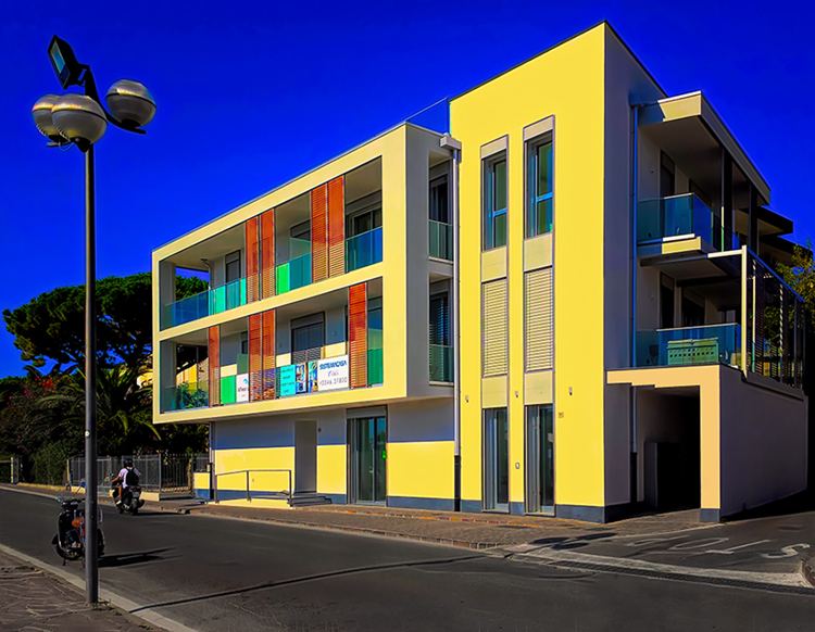 Esasperazione. Armonia triade dii colori 2