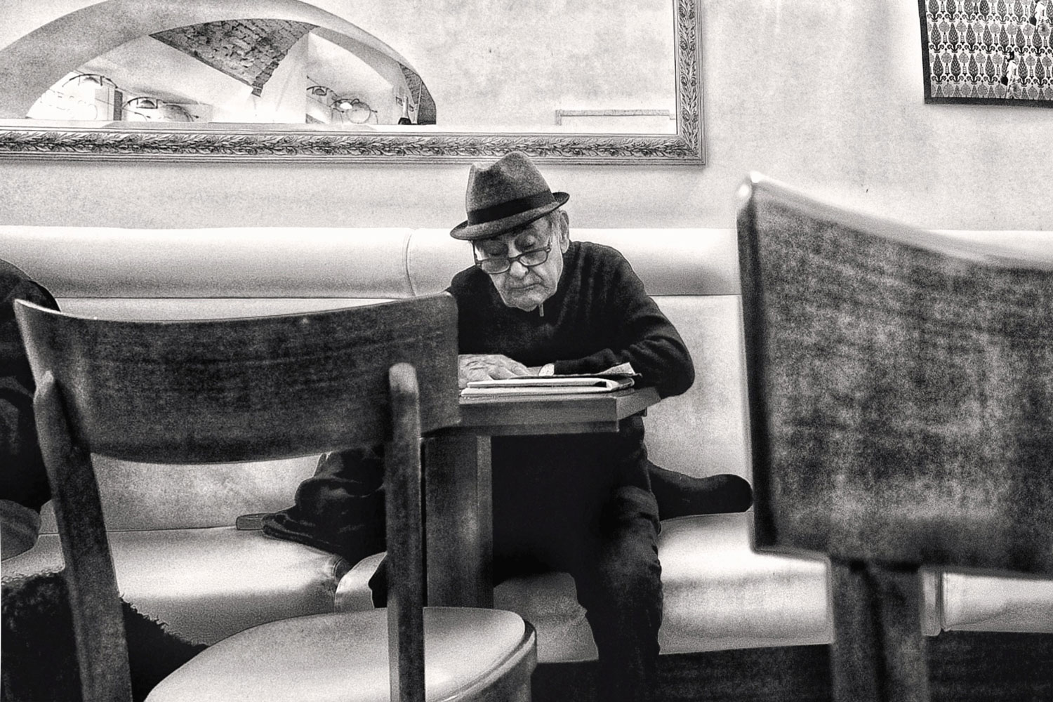 A volte un uomo � da solo perch� ...