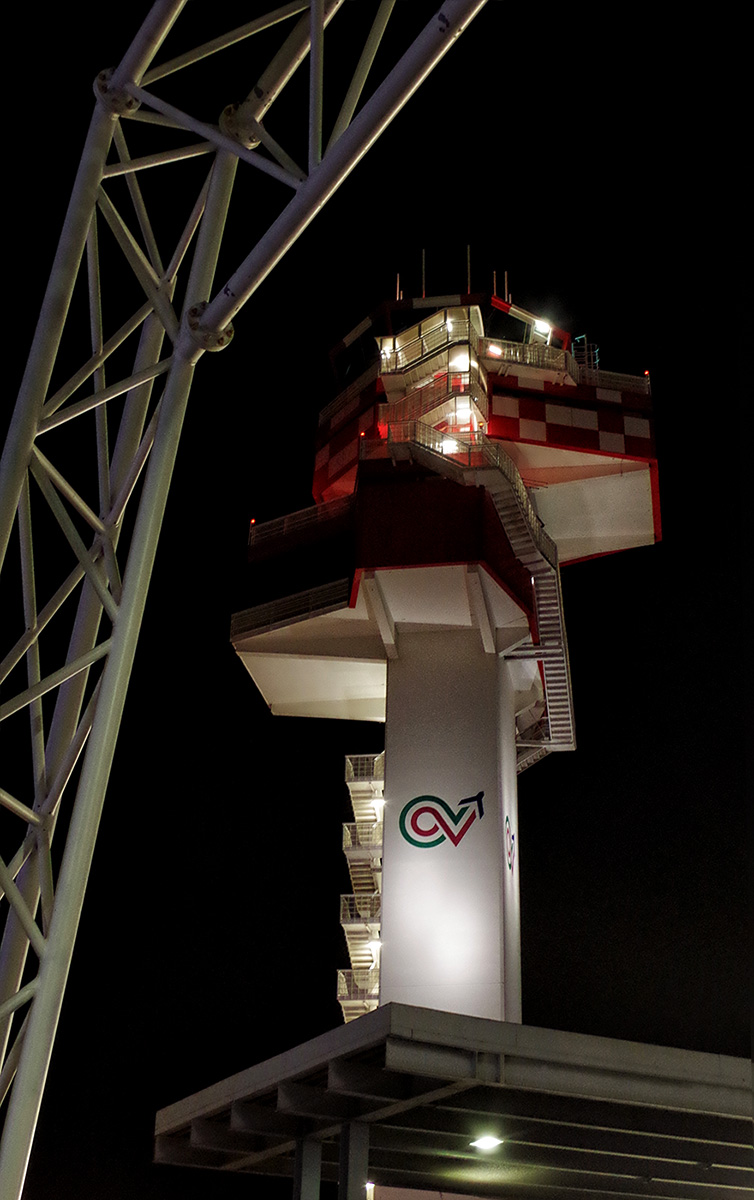 Qui torre di controllo!