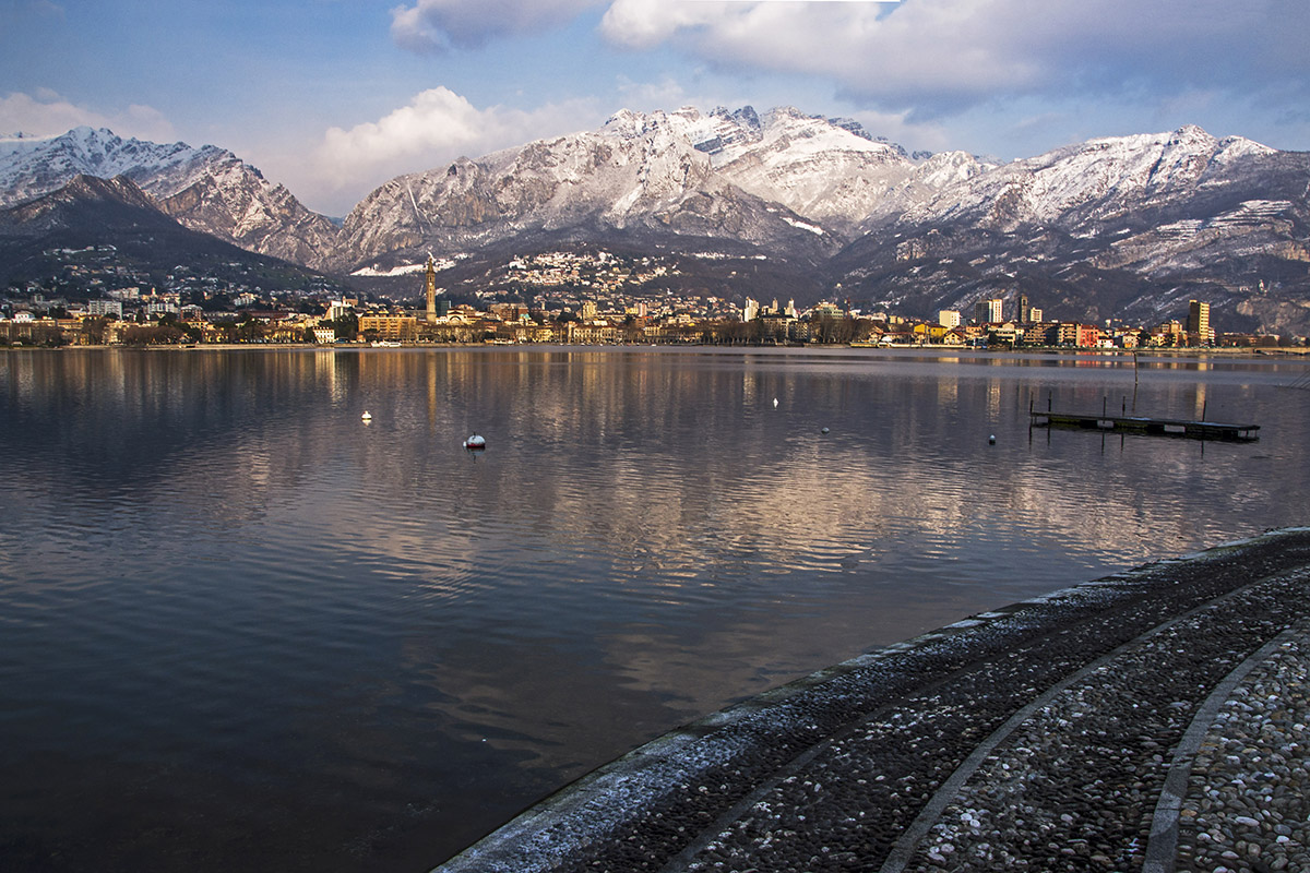 una cartolina da Lecco