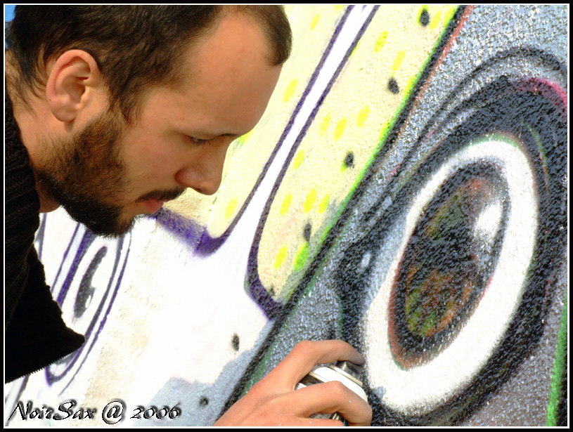 Graffittisti a BS 03