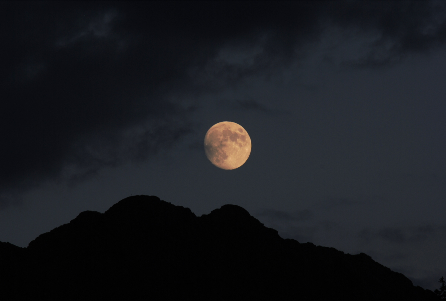 Luna in montagna