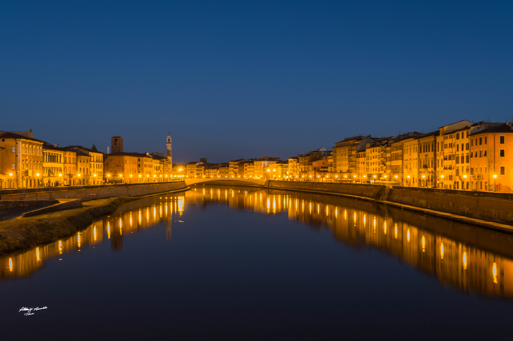 Luci.. Quiete.Lungarno Pisa..