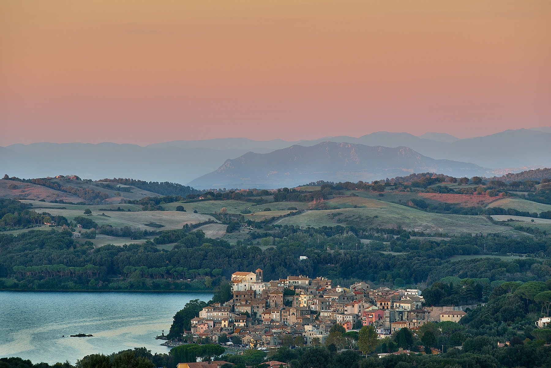 Ultime luci su Anguillara Sabazia