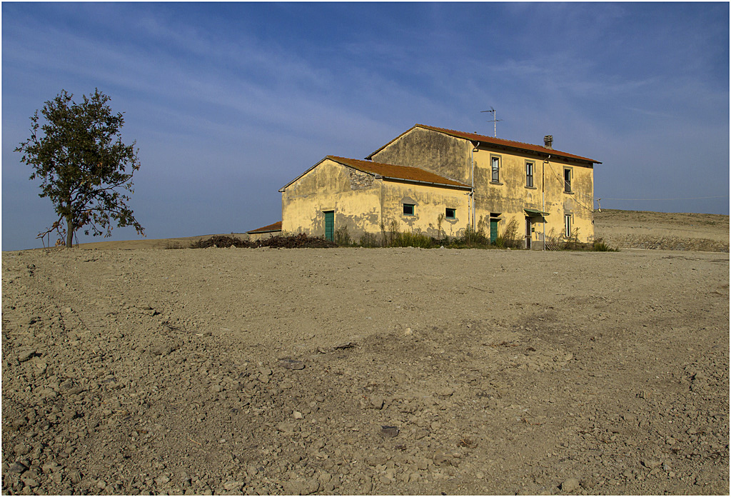 43�29'16.83''N, 10�31'36.04''E