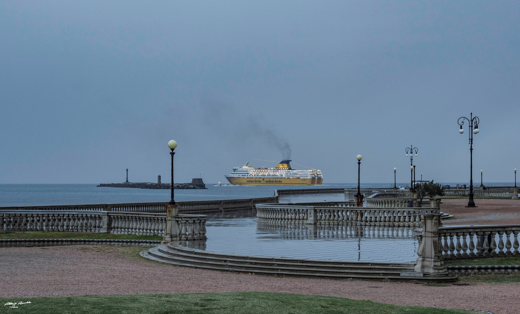 Alba Uggiosa..su piazza Mascagni.