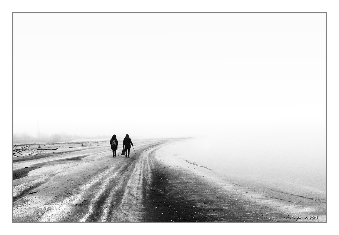 Mare d'inverno:passeggiata in riva