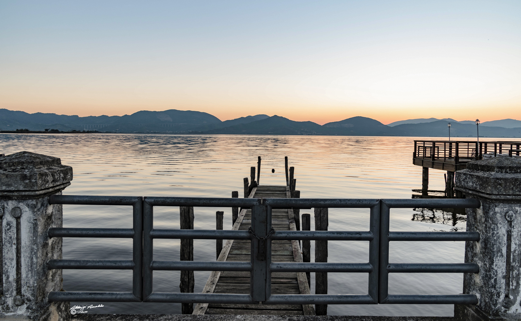 Alba sul lago Puccini 4