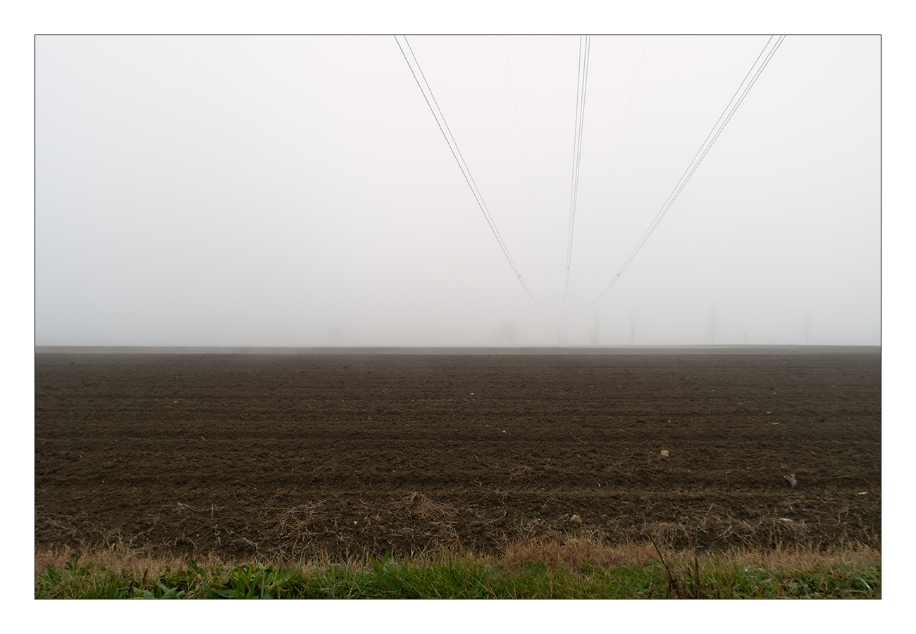 Monotonie padane - Nebbia elettrica