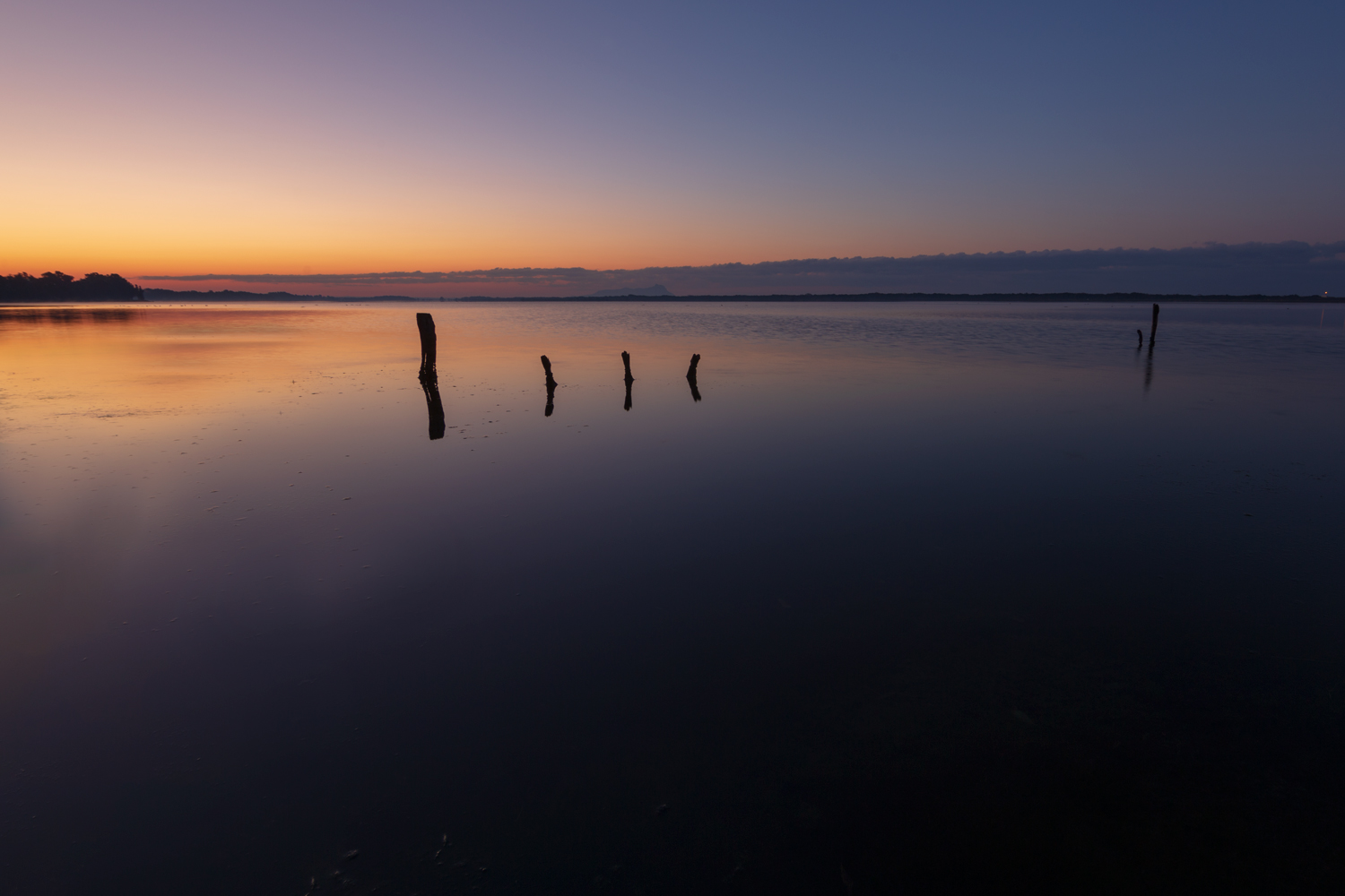 Alba sul Lago di Fogliano