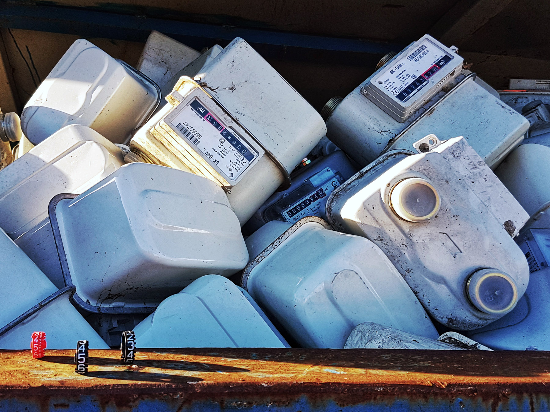 il cimitero di chi non conta pi� niente